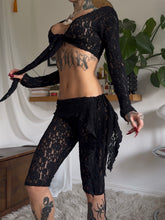 Load image into Gallery viewer, Black lace long sleeved top and capri/ pedal pusher set