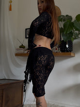Load image into Gallery viewer, Black lace long sleeved top and capri/ pedal pusher set