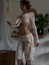 Load image into Gallery viewer, Cream/apricot lace top and capri/pedal pusher set (one off)