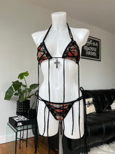 Load image into Gallery viewer, Eyelet bikini, plaid
