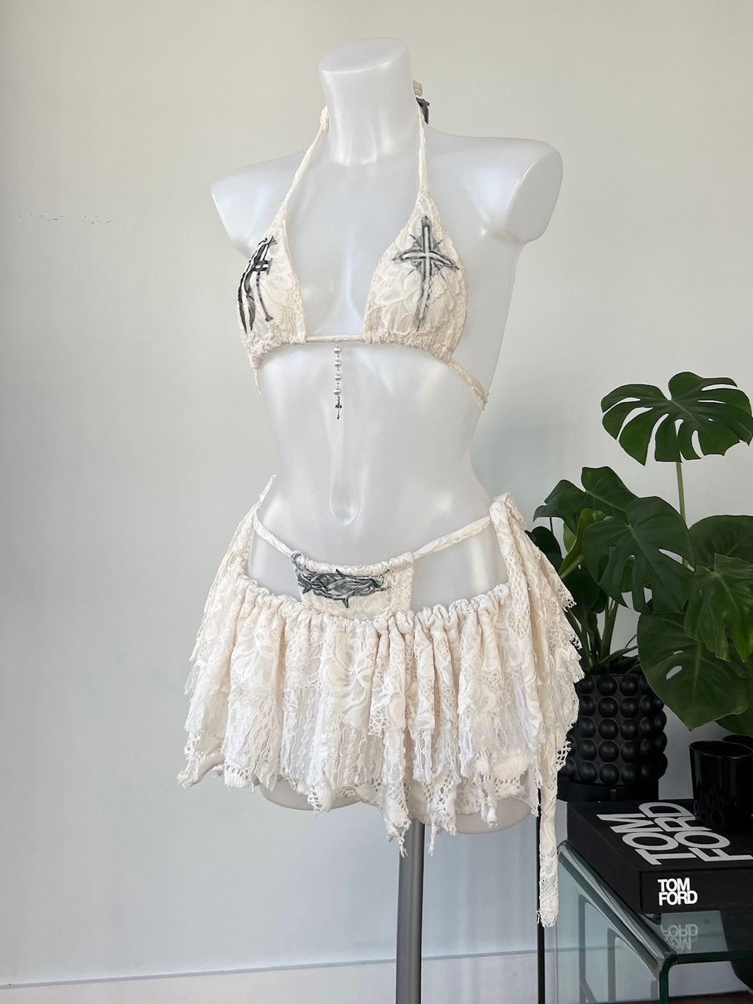 Lace shredded micro skirt and bikini set