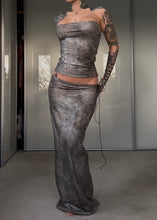 Load image into Gallery viewer, Strapless top and maxi skirt set- snake print
