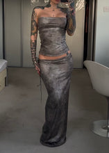 Load image into Gallery viewer, Strapless top and maxi skirt set- snake print
